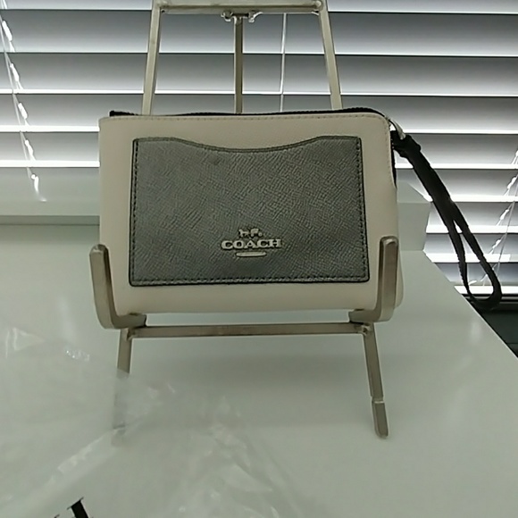 Coach Handbags - NWT COACH Color Block small wristlet